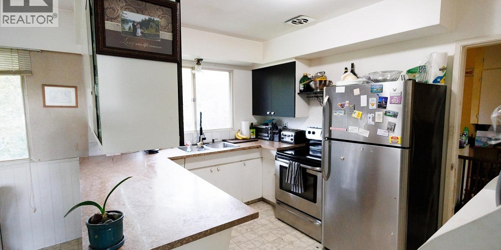 4732 LOEN AVENUE Terrace Photo 2 4732 LOEN AVENUE Terrace Photo 2